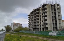 Многоэтажки на проспекте Фрунзе в Ярославле продают без разрешения на достройку