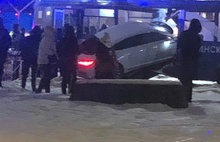 В Рыбинске автомобиль пробил салон автобуса: есть пострадавшие