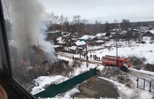 В Ярославле горел заброшенный дом