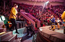 Ярославец прямо во время циркового представления сделал предложение своей девушке