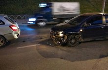 В Ярославле на Московском проспекте столкнулись две иномарки