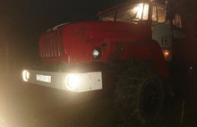 Ночью в Ярославской области на берегу Волги сгорел гараж для лодок