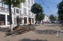 В центре Ярославля устанавливают летние кафе