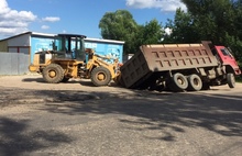 В Ярославской области под землю провалился еще один грузовик