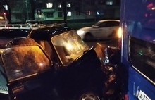 «Пьянючие были»: в Ярославле «семерка» врезалась в автобус