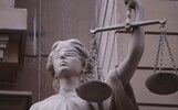 Мошенник заставил продать квартиру бывшую узницу концлагеря