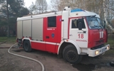 Под Ярославлем продолжают тушить мусороперерабатывающий комплекс